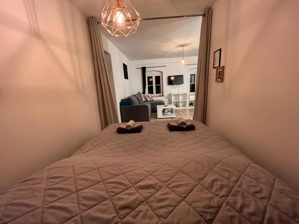 Apartament W Samym Centrum Jeleniej Gory Jelenia Góra Exteriör bild
