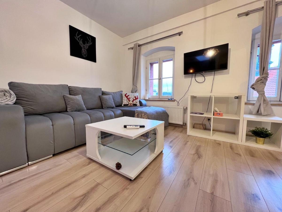 Apartament W Samym Centrum Jeleniej Gory Jelenia Góra Exteriör bild